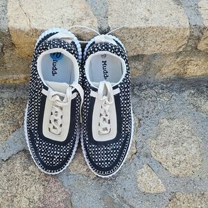 Mudd Black and White Women's Shoes